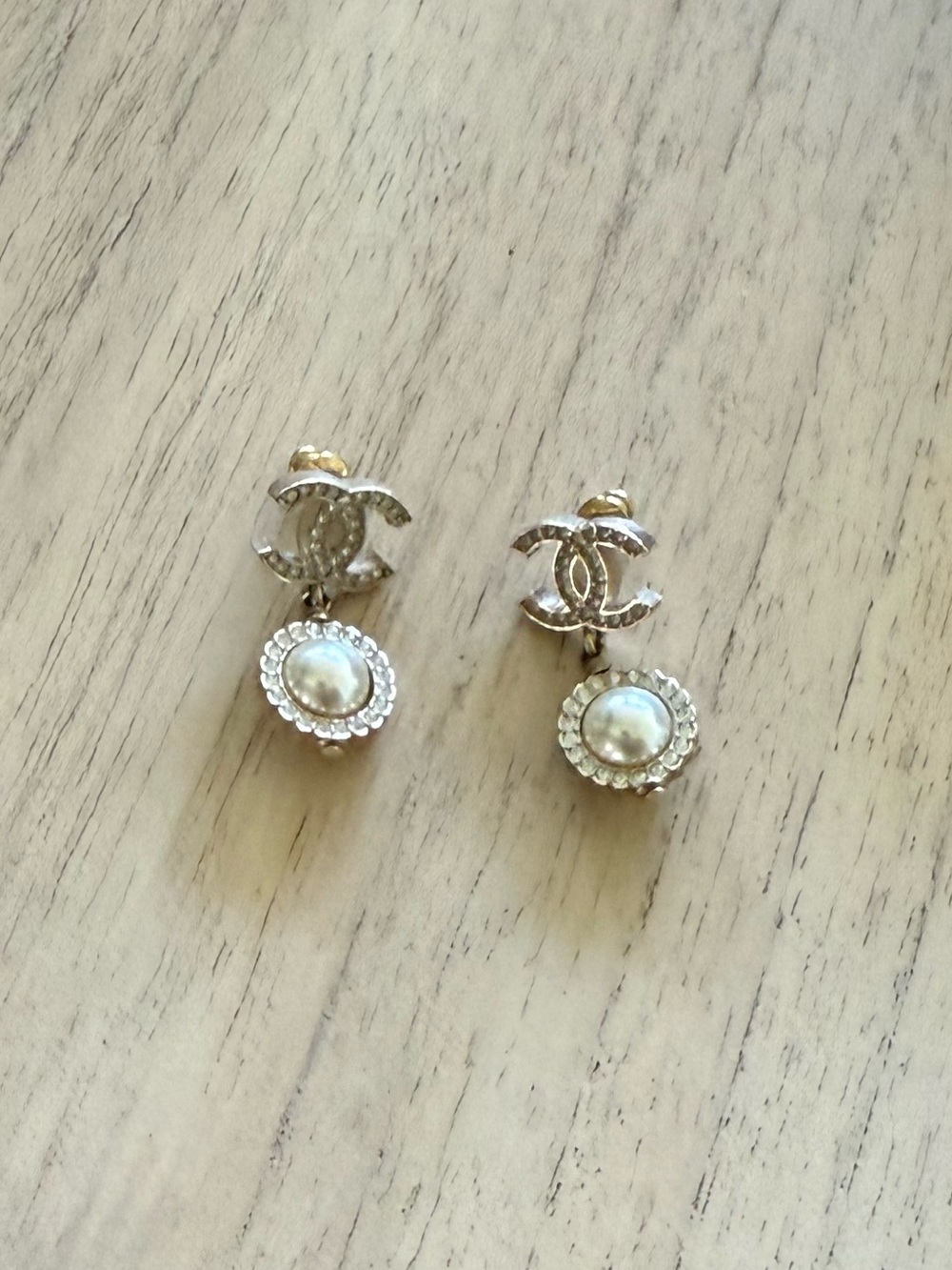 CHANEL Gold-Tone Earrings with Ivory Pearl Drops